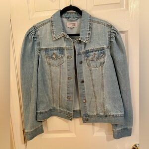 Working Title Denim Jean Jacket Puff Sleeve L large Light Wash NWT